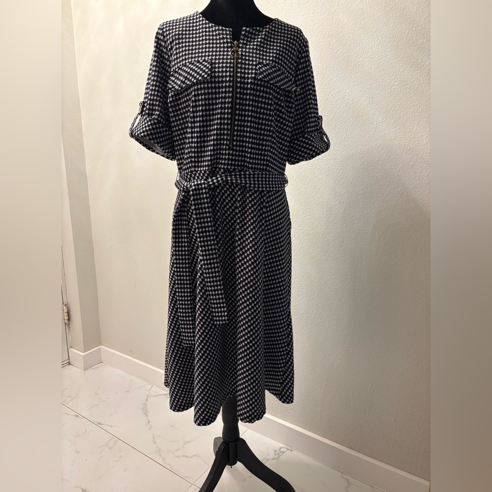 Shelby & Palmer Black and White Houndstooth Midi Dress